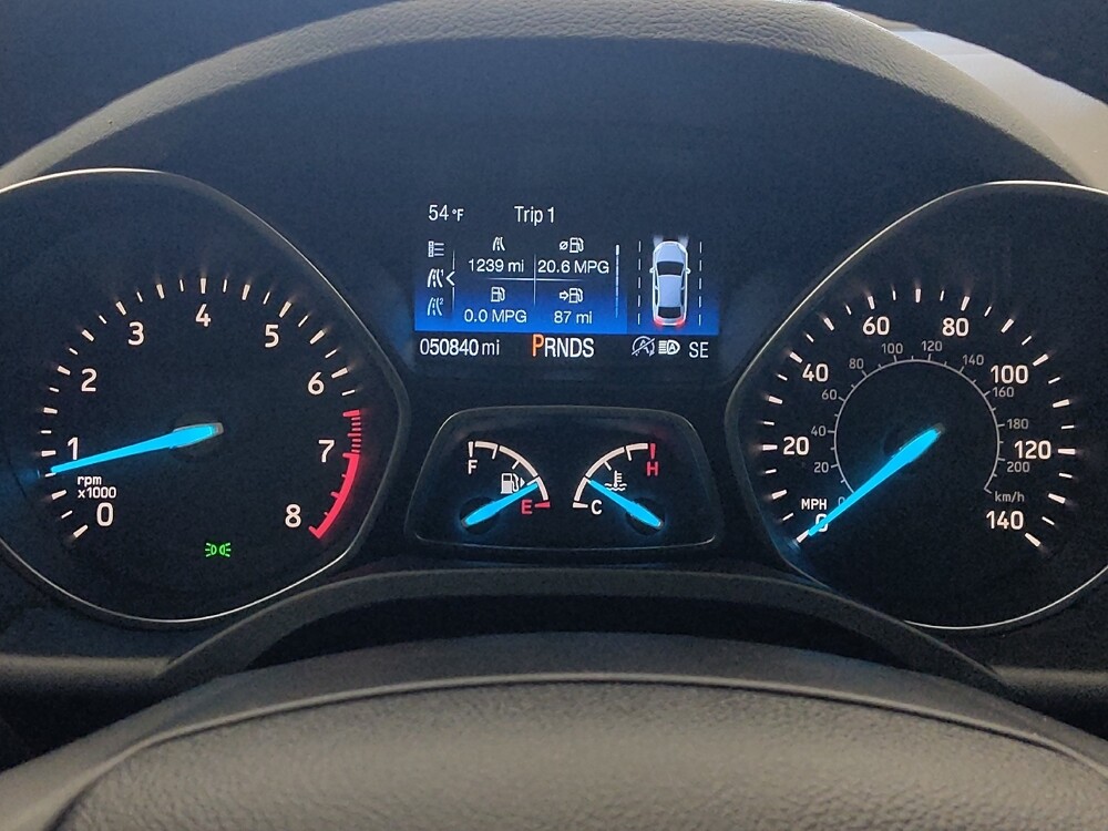 2017 Ford Escape in Metairie, LA 70006 - 18100832 23