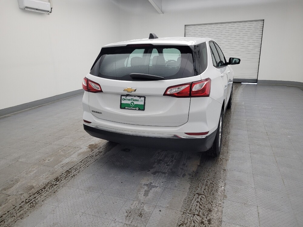 2018 Chevrolet Equinox in Maple Heights, OH 44137 - 18100838 3