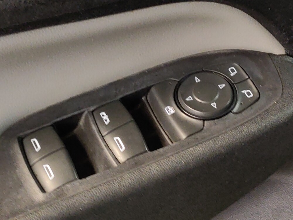 2019 Chevrolet Equinox in Fort Myers, FL 33907 - 18100845 27