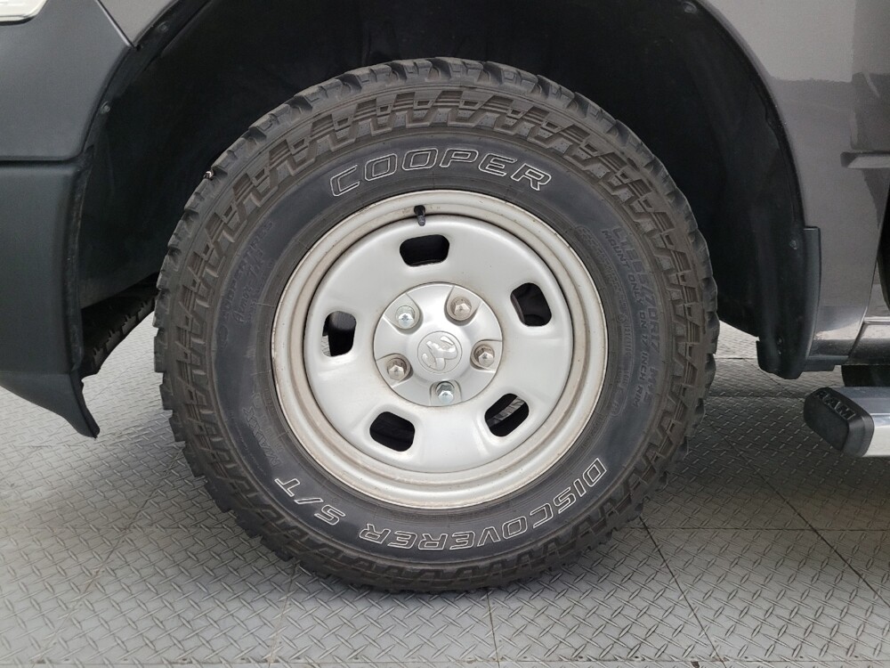 2019 RAM 1500 in Chandler, AZ 85225 - 18100848 31