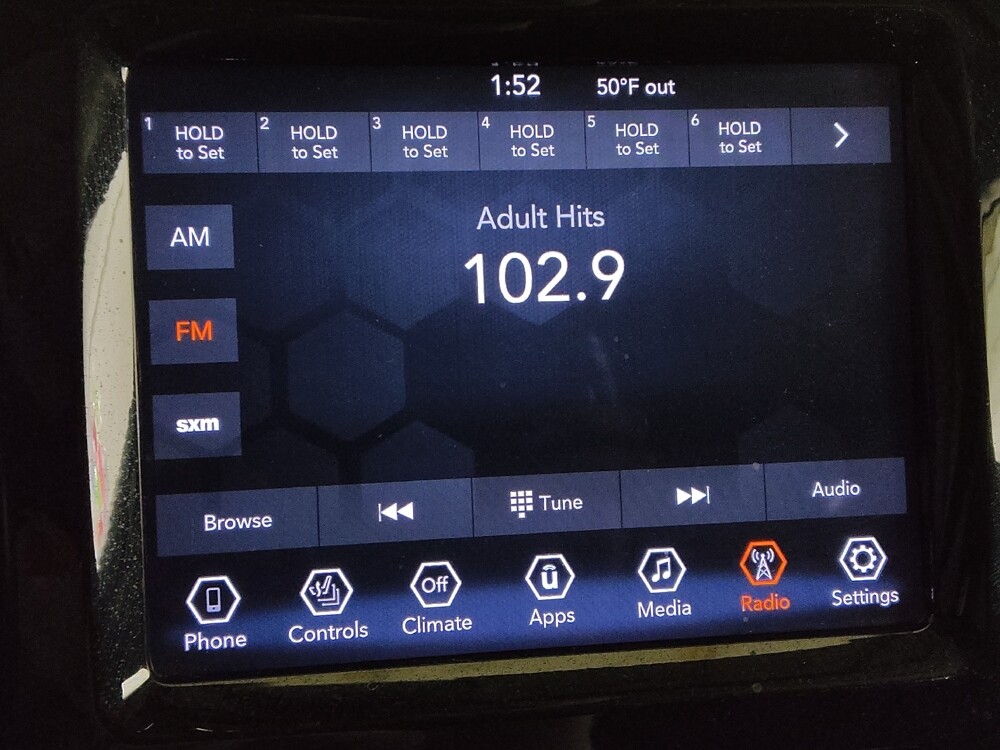 2019 Jeep Cherokee in Raleigh, NC 27604 - 18100860 25