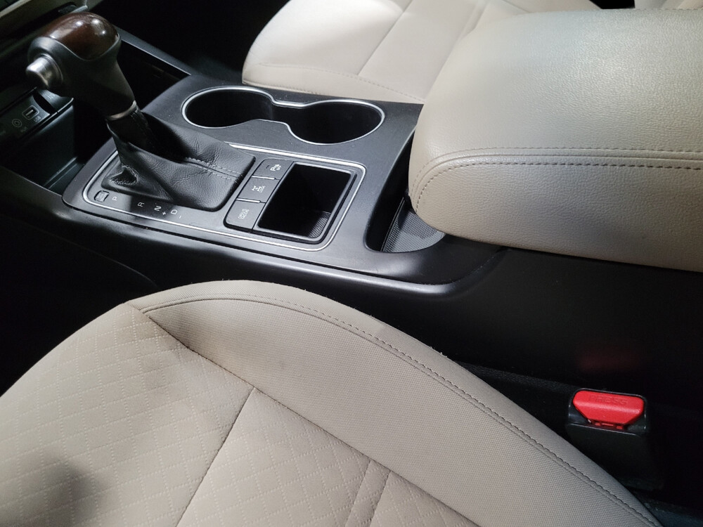 2017 Kia Sorento in Chesapeake, VA 23320 - 18100868 26