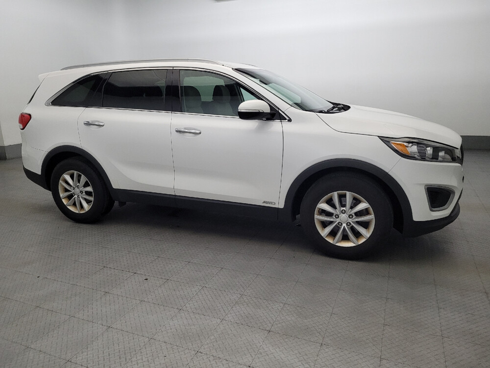2017 Kia Sorento in Chesapeake, VA 23320 - 18100868 11