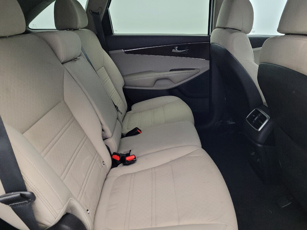 2017 Kia Sorento in Chesapeake, VA 23320 - 18100868 19