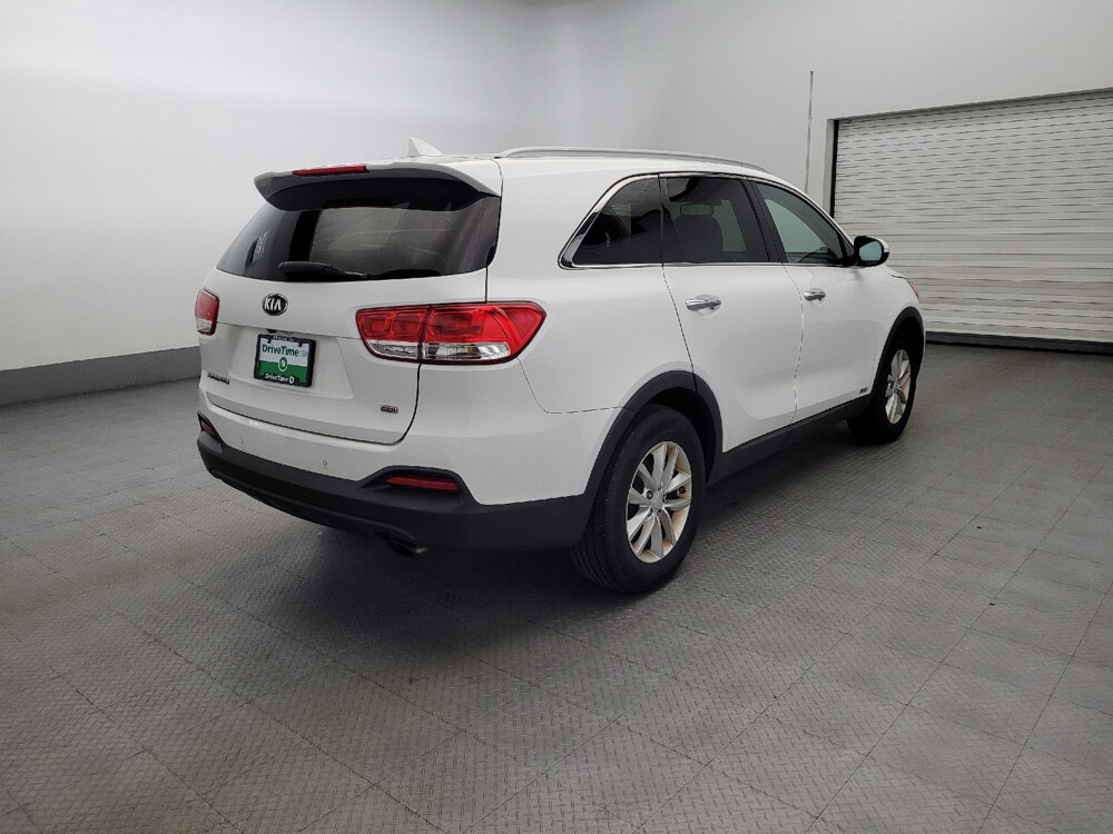 2017 Kia Sorento in Chesapeake, VA 23320 - 18100868 10