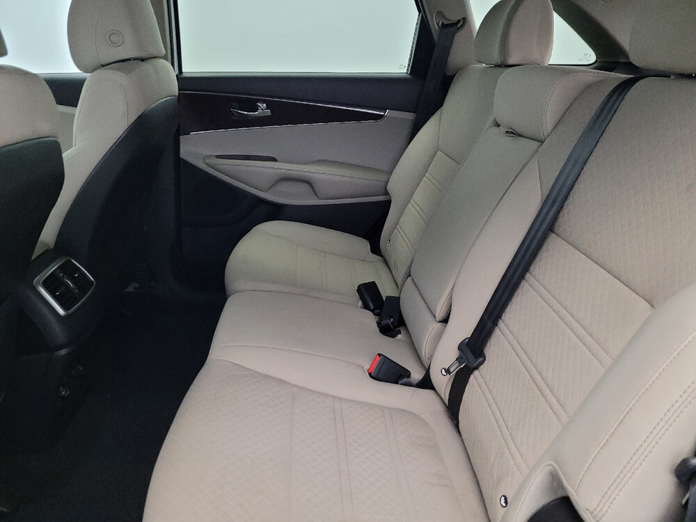 2017 Kia Sorento in Chesapeake, VA 23320 - 18100868 18