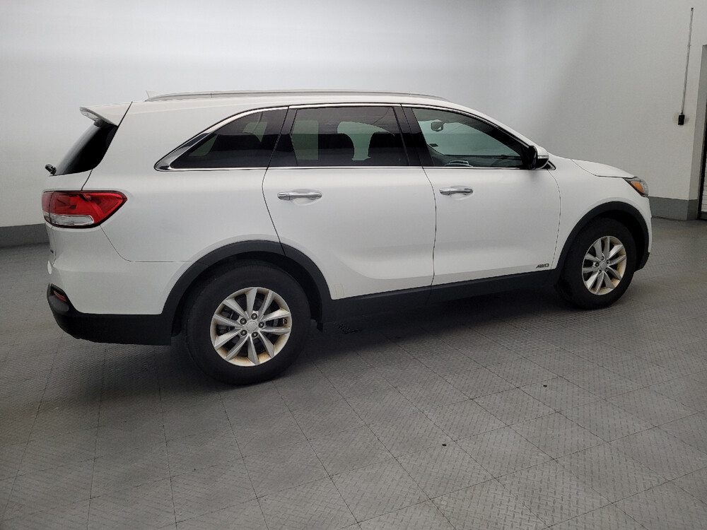 2017 Kia Sorento in Chesapeake, VA 23320 - 18100868 4