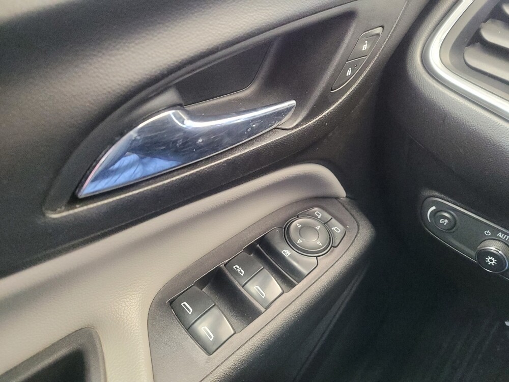 2019 Chevrolet Equinox in Lexington, KY 40509 - 18100896 27