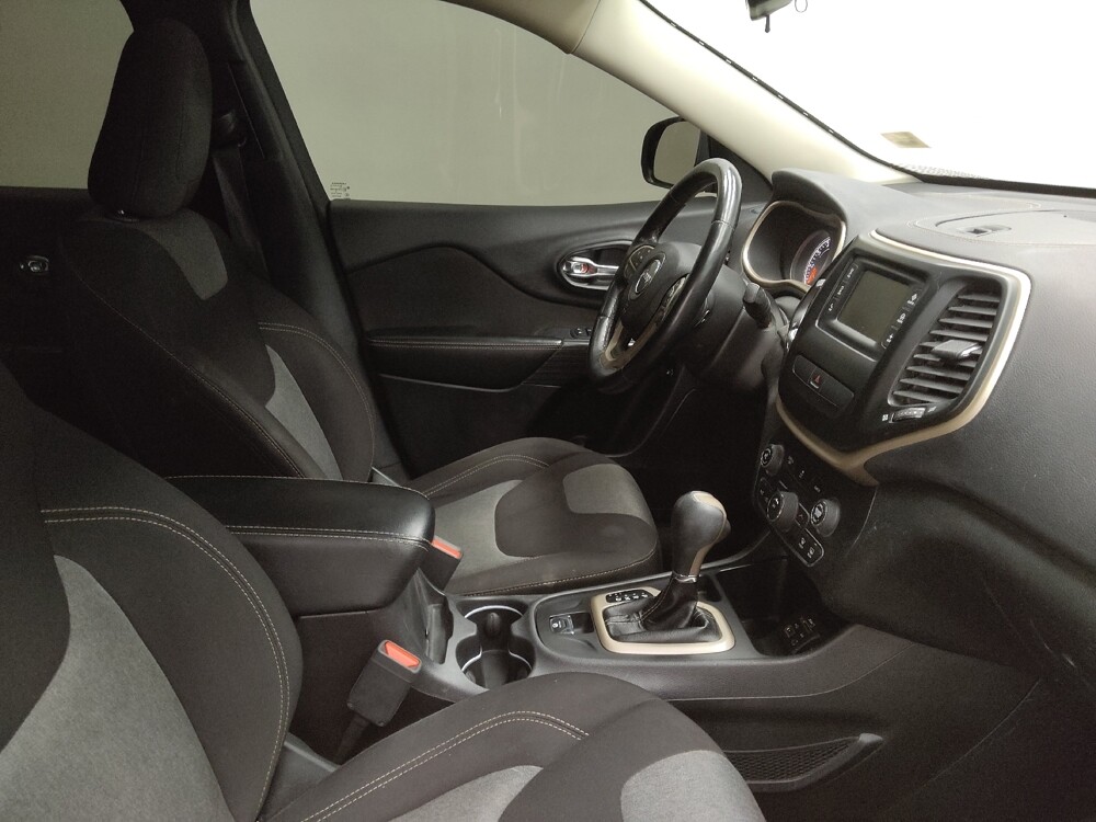 2017 Jeep Cherokee in Ft Wayne, IN 46805 - 18100904 21