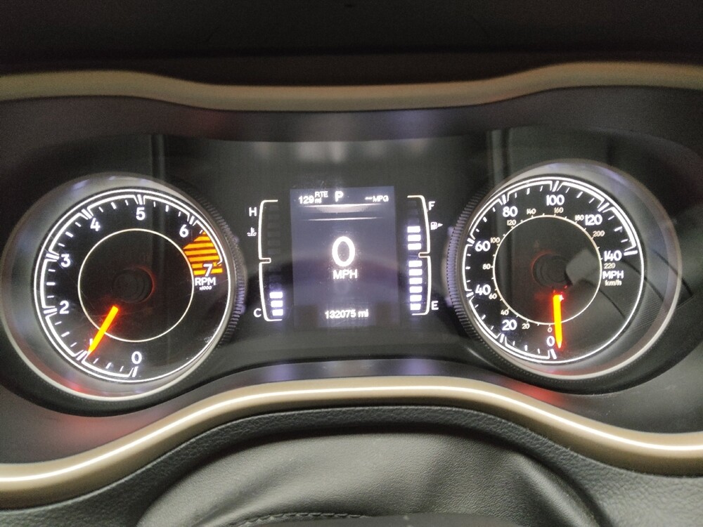 2017 Jeep Cherokee in Ft Wayne, IN 46805 - 18100904 23