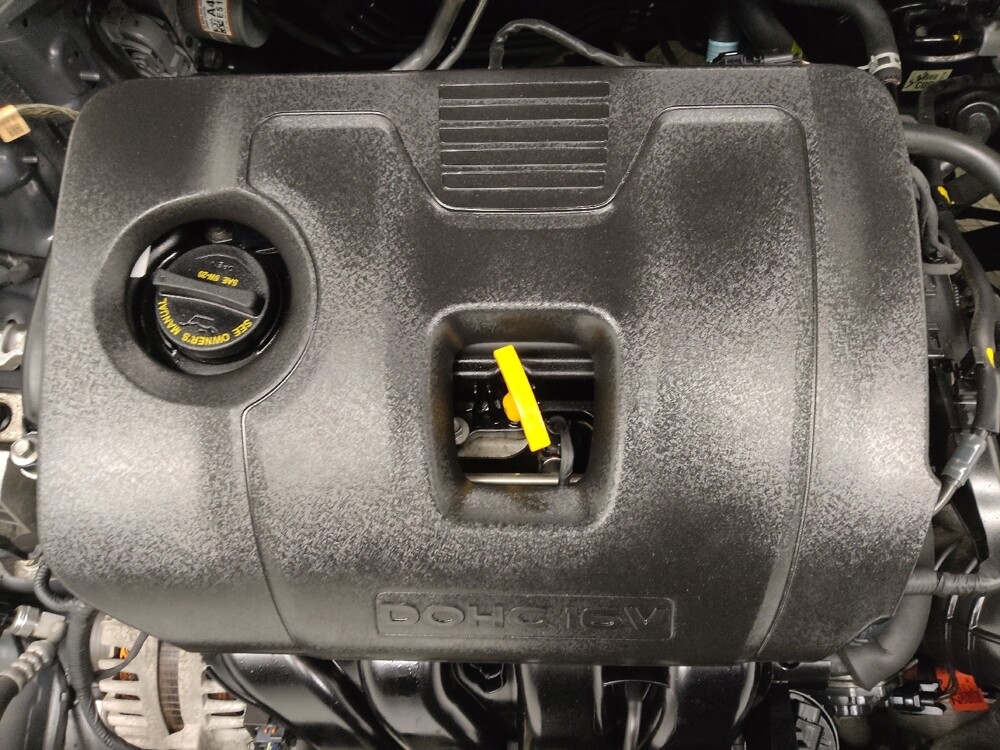 2019 Hyundai Elantra in Indianapolis, IN 46219 - 18100905 29