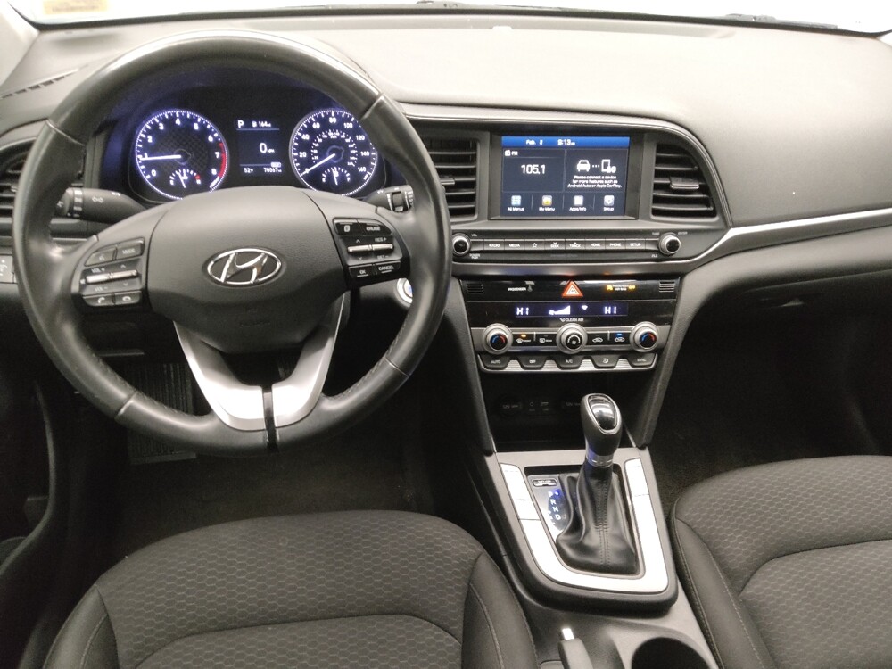 2019 Hyundai Elantra in Indianapolis, IN 46219 - 18100905 21