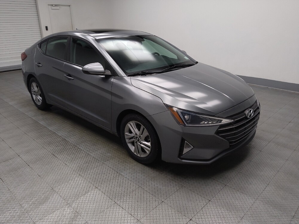 2019 Hyundai Elantra in Indianapolis, IN 46219 - 18100905 11