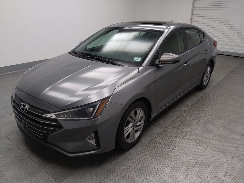 2019 Hyundai Elantra in Indianapolis, IN 46219 - 18100905 2