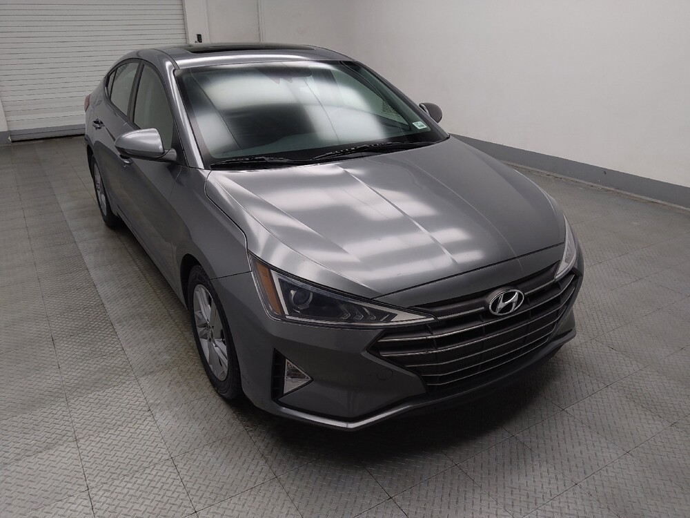2019 Hyundai Elantra in Indianapolis, IN 46219 - 18100905 13
