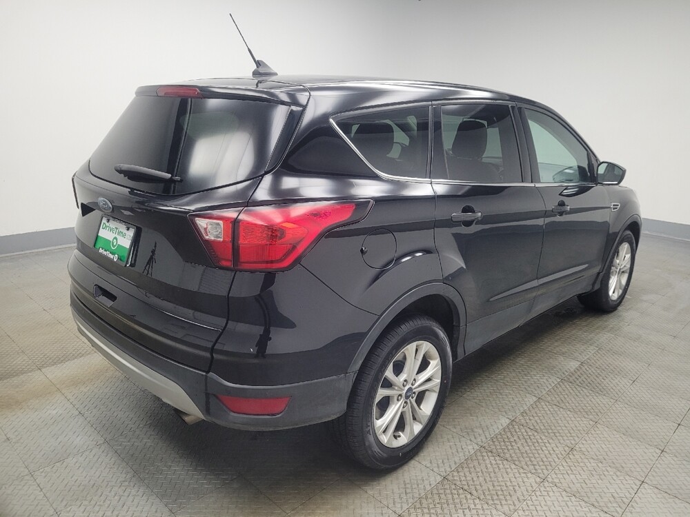 2019 Ford Escape in Highland, IN 46322 - 18100906 3