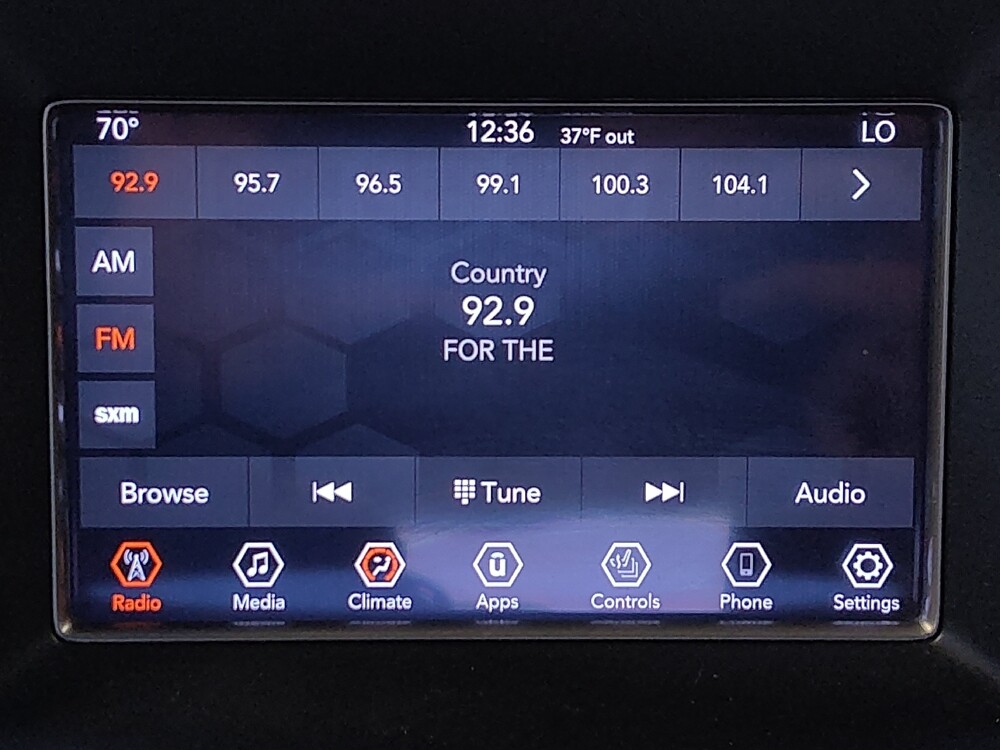 2021 Jeep Grand Cherokee in Houston, TX 77060 - 18100916 25