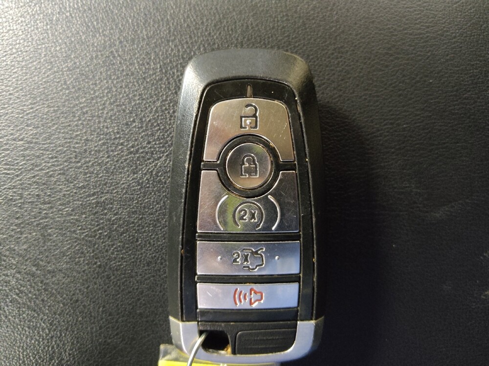 2019 Ford Edge in Tampa, FL 33612 - 18100924 32