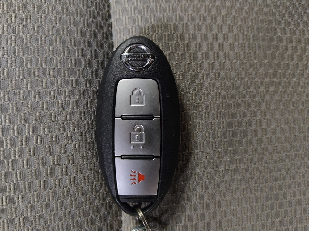 2017 Nissan Rogue Sport in Macon, GA 31210 - 18100927 32