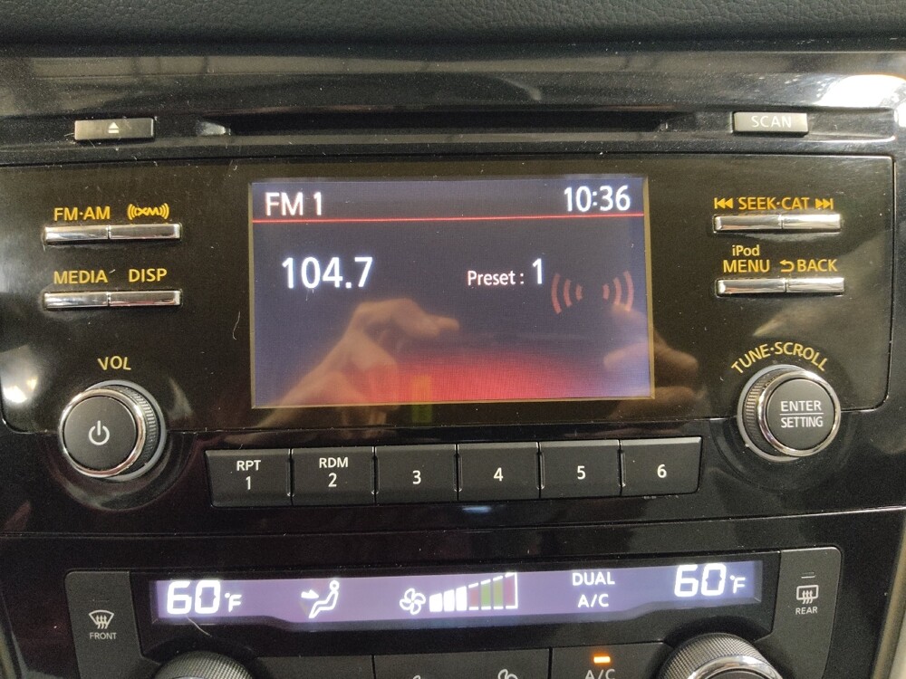 2017 Nissan Rogue Sport in Macon, GA 31210 - 18100927 25