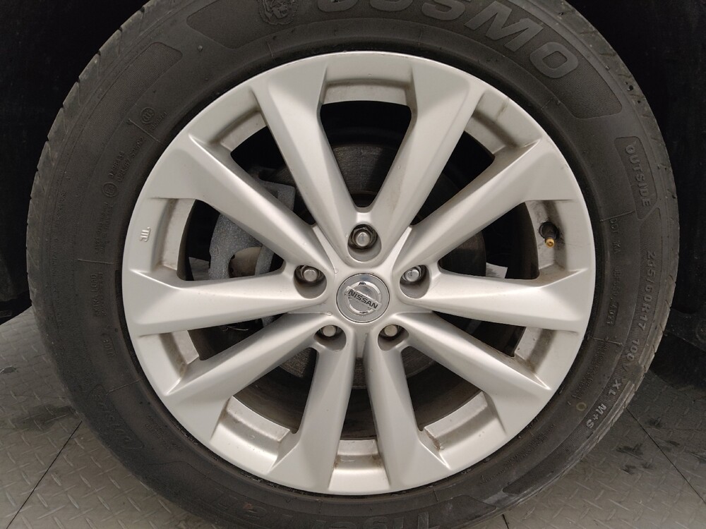 2017 Nissan Rogue Sport in Macon, GA 31210 - 18100927 31