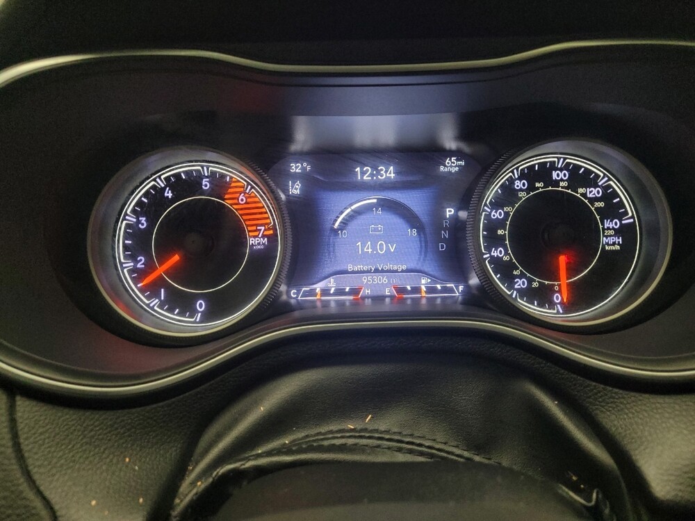 2019 Jeep Cherokee in Eastpointe, MI 48021 - 18100932 23