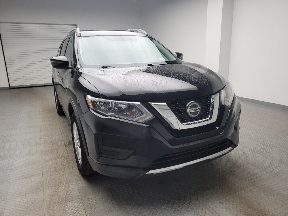 2018 Nissan Rogue in Eastpointe, MI 48021 - 18100935 14
