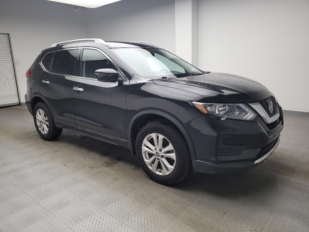 2018 Nissan Rogue in Eastpointe, MI 48021 - 18100935 11