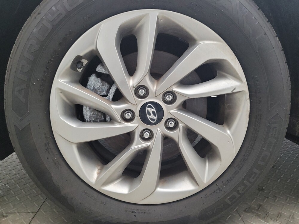 2017 Hyundai Tucson in Eastpointe, MI 48021 - 18100937 31