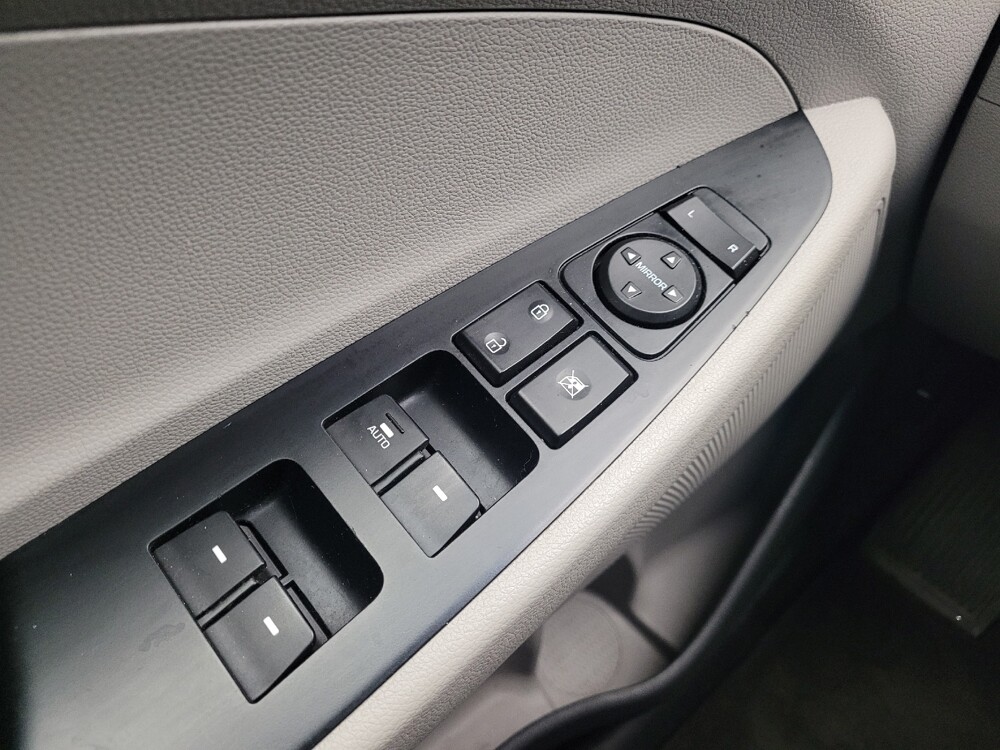 2017 Hyundai Tucson in Eastpointe, MI 48021 - 18100937 27