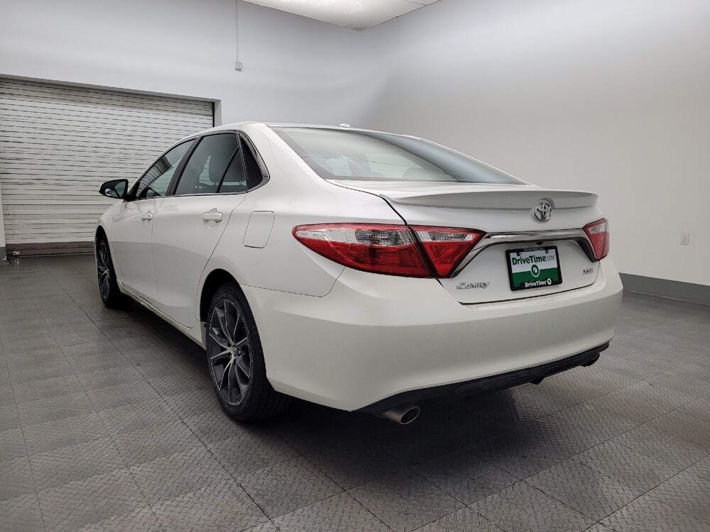 2016 Toyota Camry in Mesa, AZ 85210 - 18100952 5