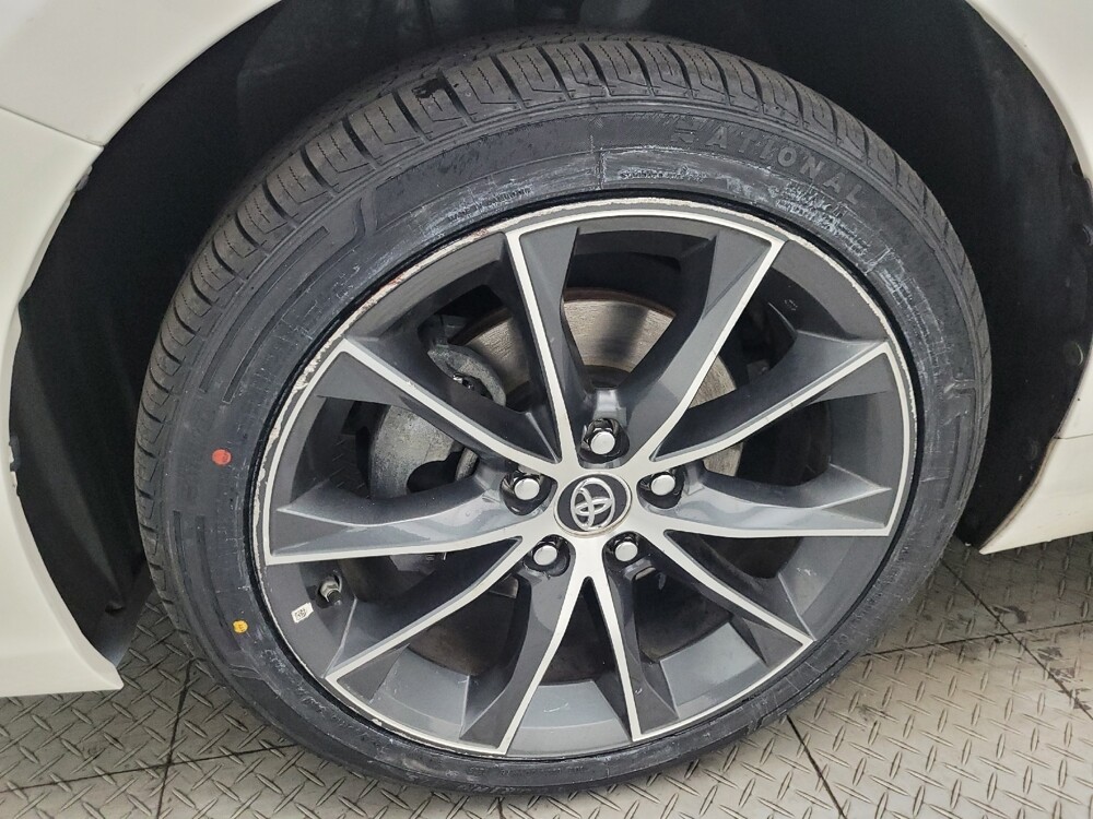 2016 Toyota Camry in Mesa, AZ 85210 - 18100952 31