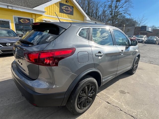 2019 Nissan Rogue Sport in Greenville, SC 29607 - 18100973 3