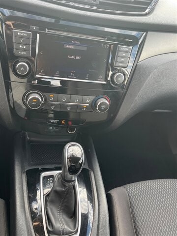 2019 Nissan Rogue Sport in Greenville, SC 29607 - 18100973 34