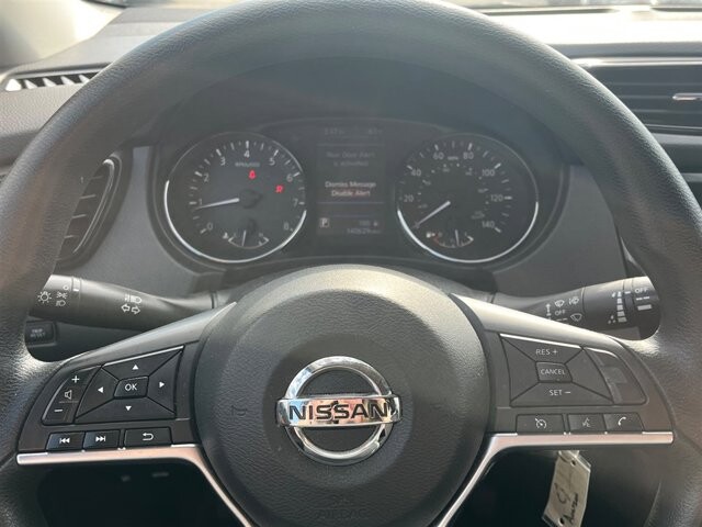 2019 Nissan Rogue Sport in Greenville, SC 29607 - 18100973 33