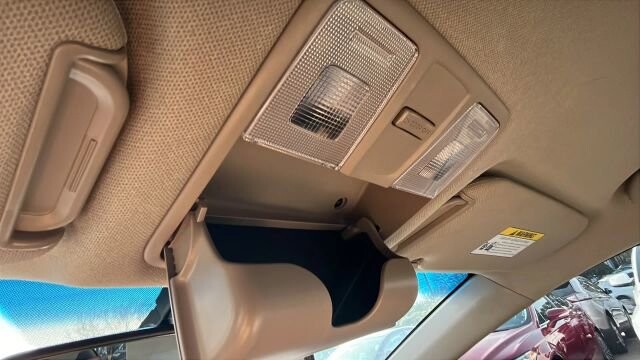 2015 Hyundai Elantra in Greenville, SC 29607 - 18100974 33