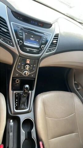 2015 Hyundai Elantra in Greenville, SC 29607 - 18100974 26
