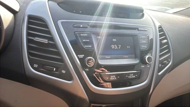 2015 Hyundai Elantra in Greenville, SC 29607 - 18100974 29