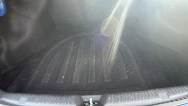 2015 Hyundai Elantra in Greenville, SC 29607 - 18100974 17