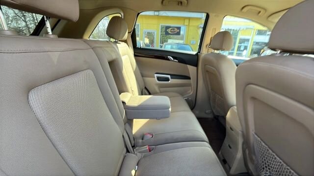 2009 Saturn Vue in Greenville, SC 29607 - 18100975 20