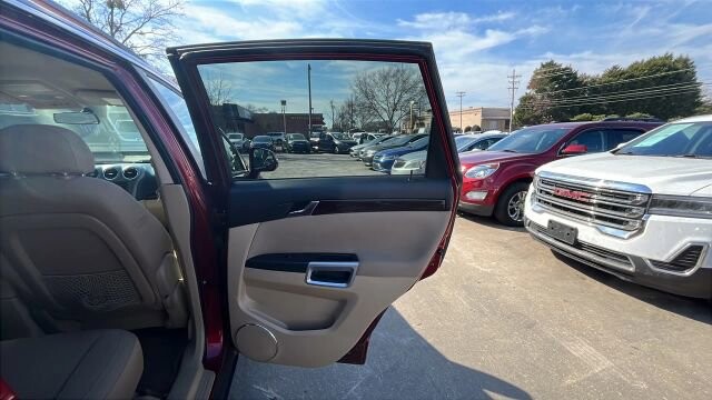 2009 Saturn Vue in Greenville, SC 29607 - 18100975 17