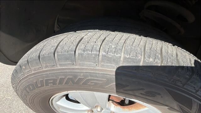 2009 Saturn Vue in Greenville, SC 29607 - 18100975 12