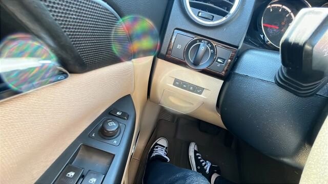 2009 Saturn Vue in Greenville, SC 29607 - 18100975 29