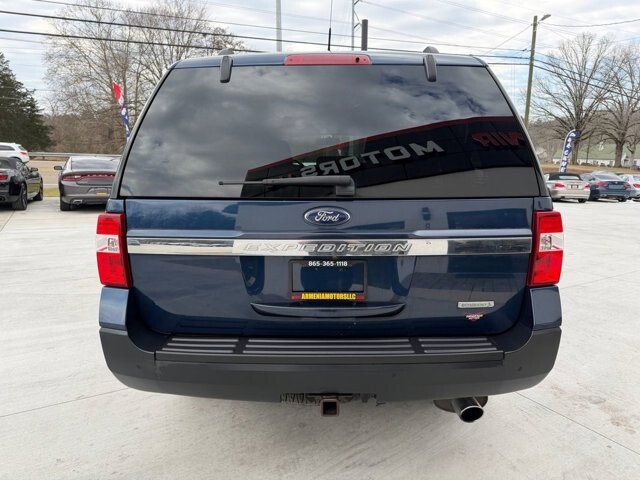 2017 Ford Expedition in Knoxville, TN 37920 - 18100976 3