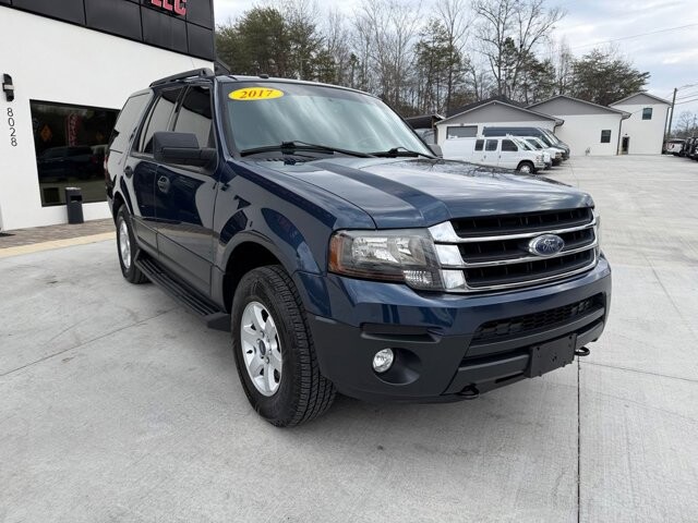 2017 Ford Expedition in Knoxville, TN 37920 - 18100976 5