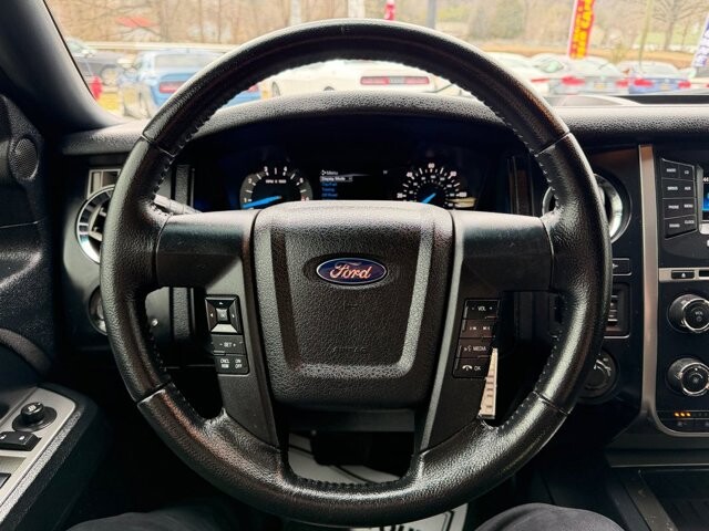 2017 Ford Expedition in Knoxville, TN 37920 - 18100976 21