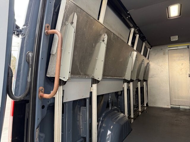 2019 Mercedes-Benz Sprinter in Knoxville, TN 37920 - 18100977 9