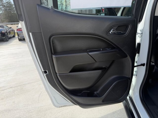 2019 Chevrolet Colorado in Knoxville, TN 37920 - 18100979 8