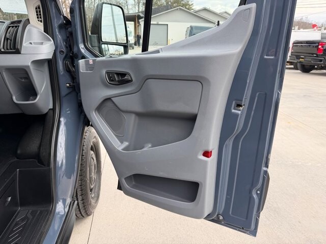 2019 Ford Transit 250 in Knoxville, TN 37920 - 18100980 13