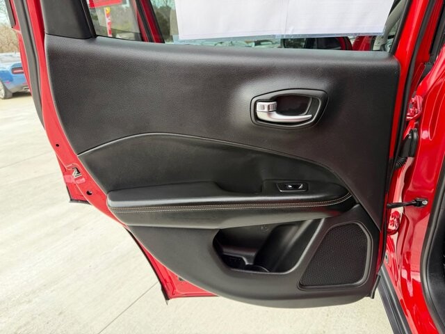 2018 Jeep Compass in Knoxville, TN 37920 - 18100981 7